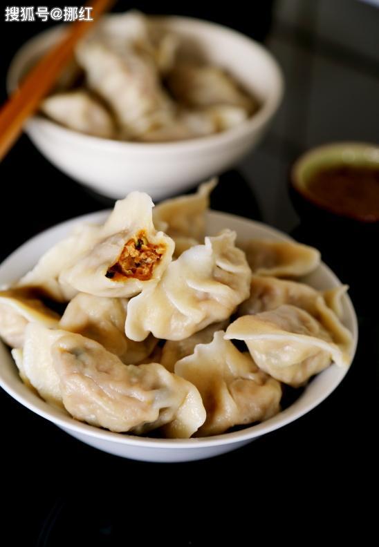 吃瓜的饺子导演,导演视角下的美食与人生百态  第2张